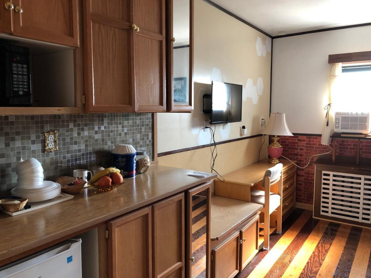 Heritage Place Hotel Gravelbourg Ngoại thất bức ảnh